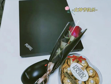 祝愿各位女同事度过一个充满爱心和温暖的三八节